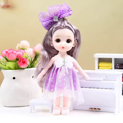 Adorable doll keychain!